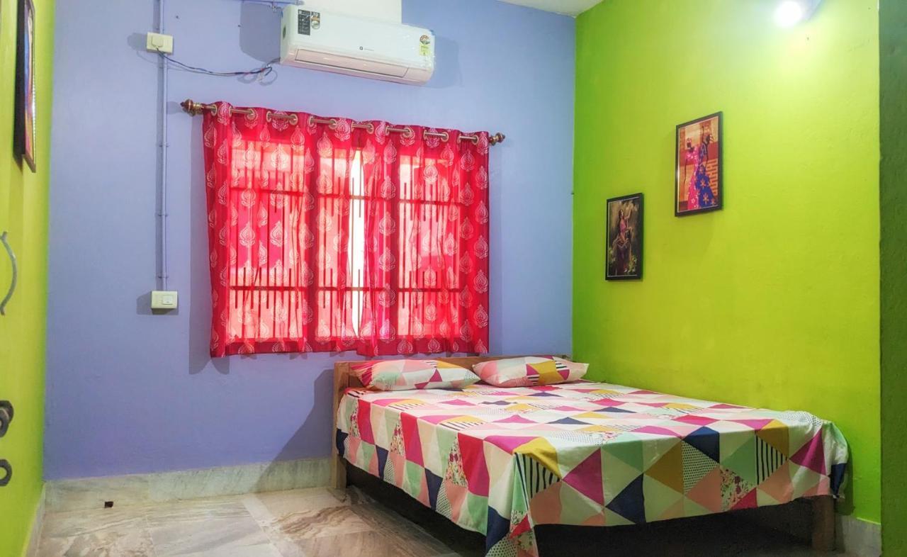 Shree Nivas Homestay Puri Esterno foto
