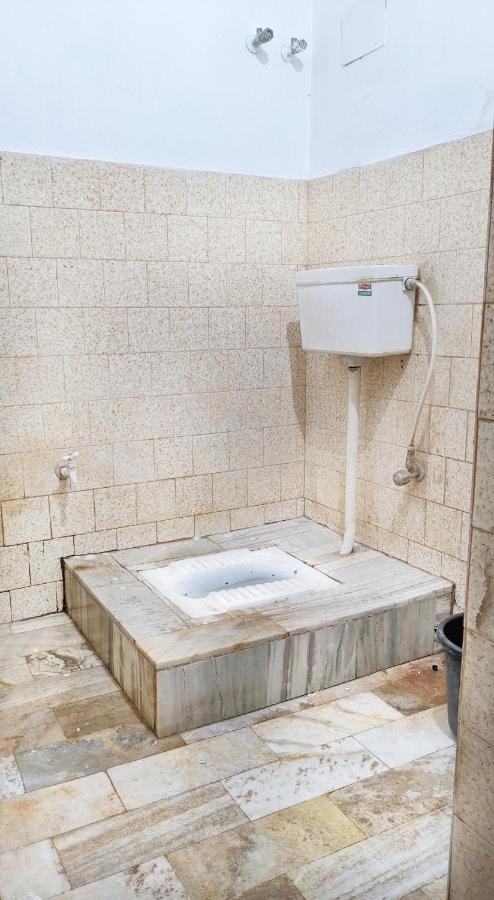 Shree Nivas Homestay Puri Esterno foto