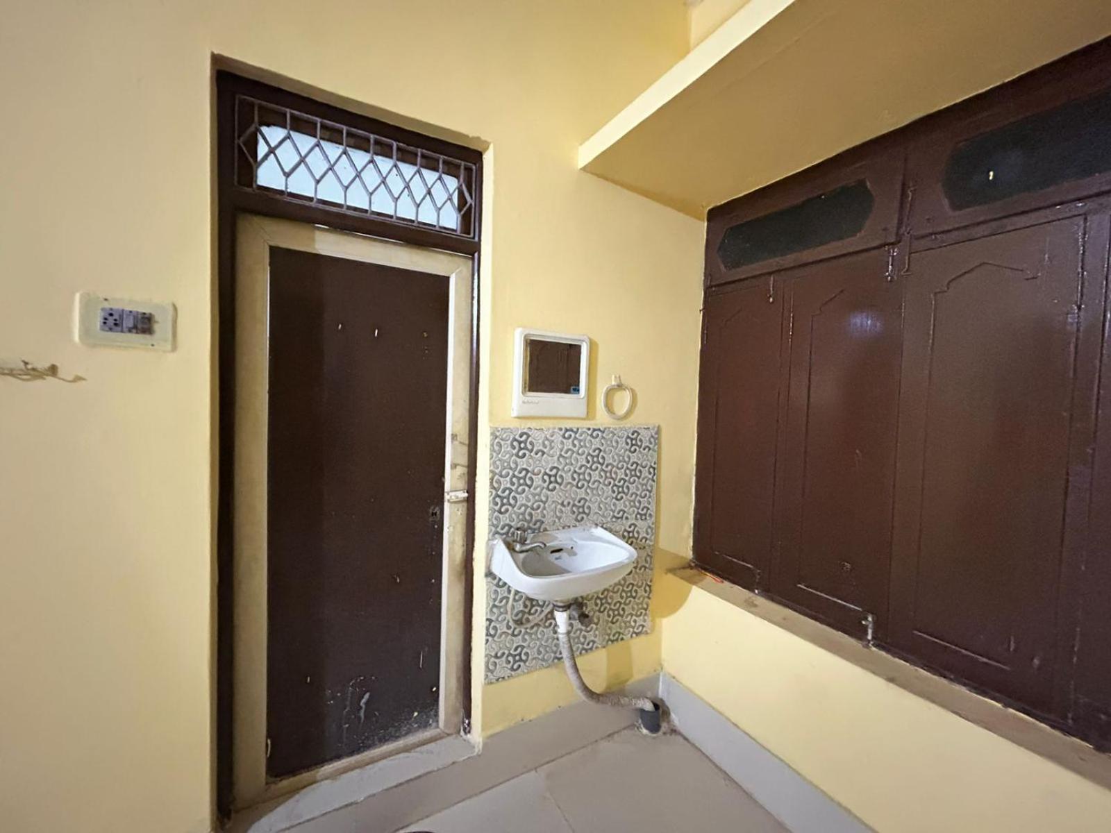 Shree Nivas Homestay Puri Esterno foto