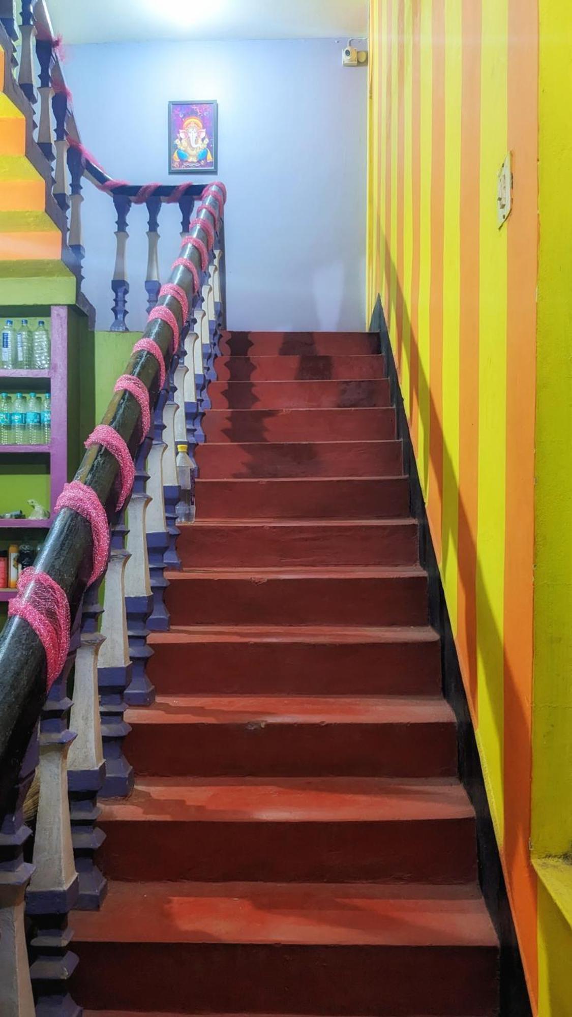 Shree Nivas Homestay Puri Esterno foto