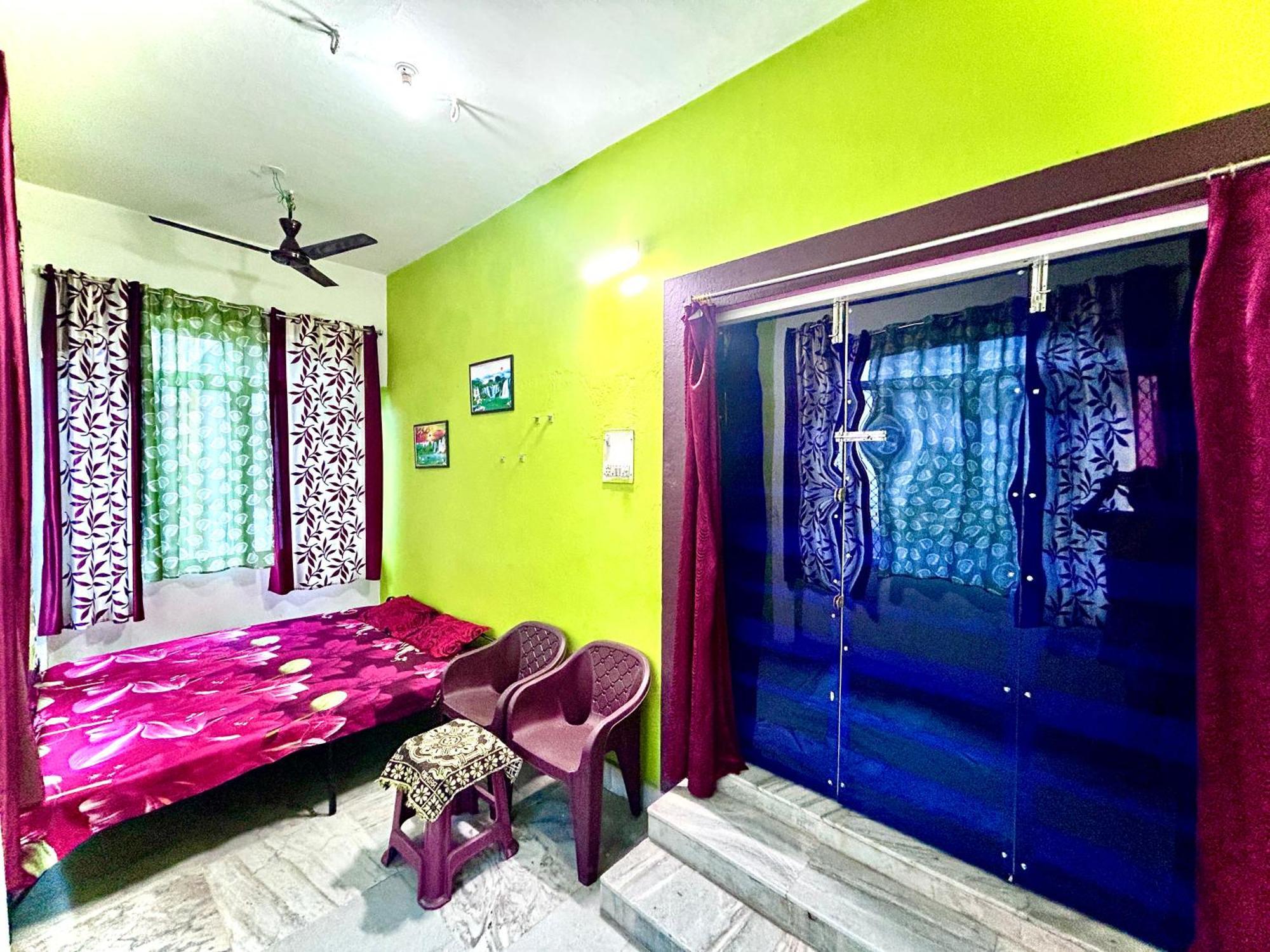 Shree Nivas Homestay Puri Esterno foto