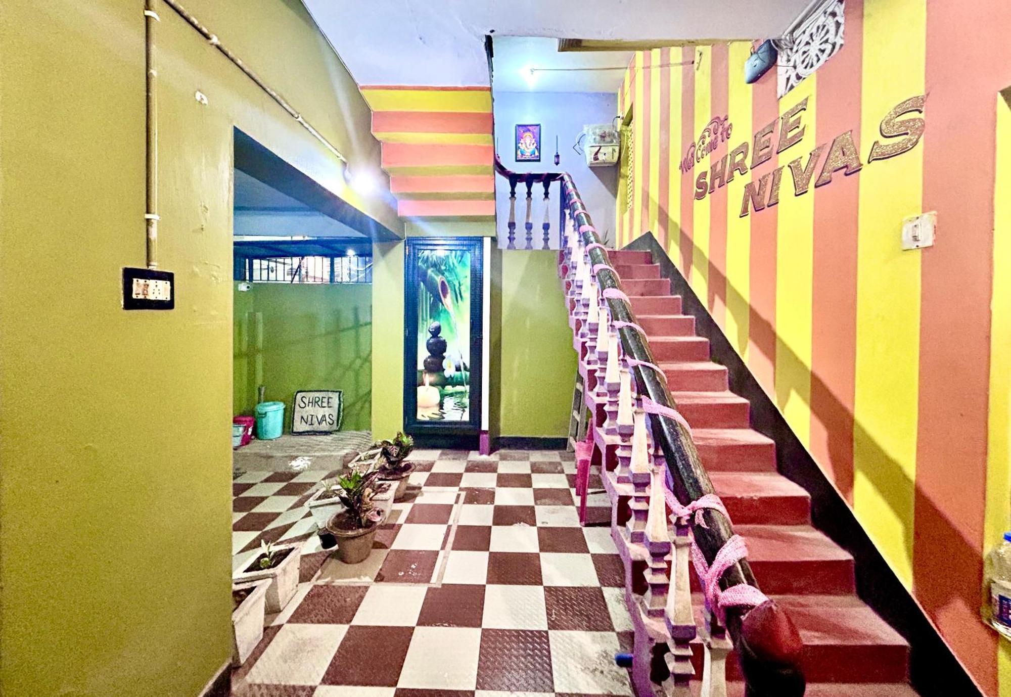 Shree Nivas Homestay Puri Esterno foto