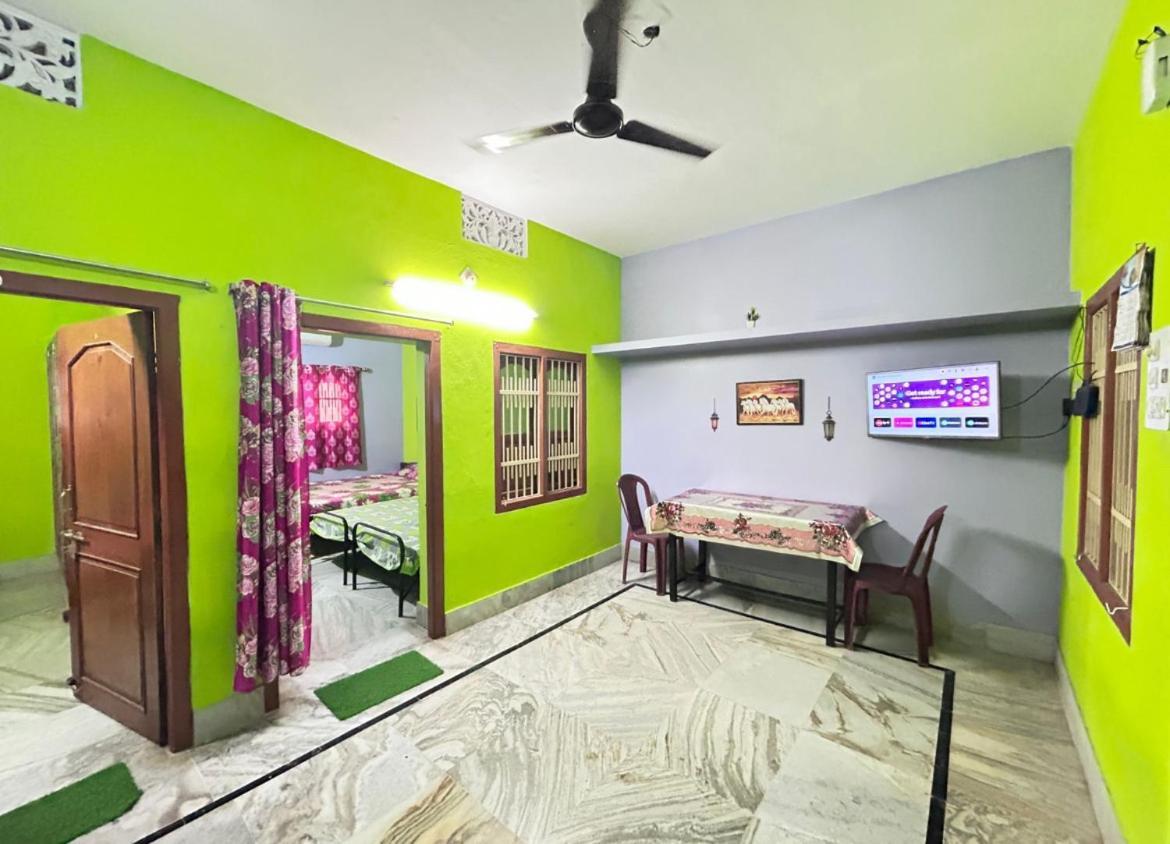 Shree Nivas Homestay Puri Esterno foto